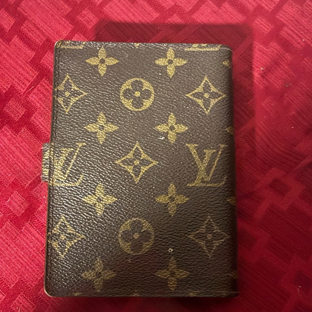 Louis Vuitton Monogram Key & Card Holder - Brown and Gold - Picture 4 of 6